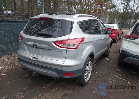 2015 Ford Escape Titanium из США, поврежденный, VIN 1FMCU9J99FUB36918